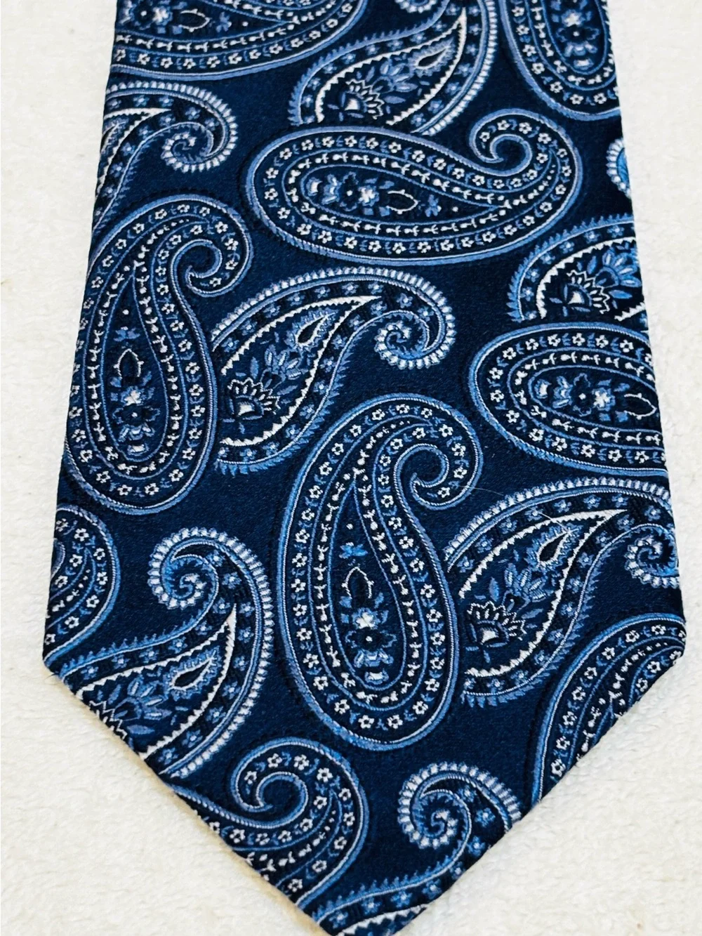 Brand New Stylish Tie By Croft & Barrow